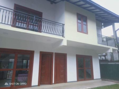 Exterior - 3 Bedroom House For Sale in Moratuwa  - PDH178