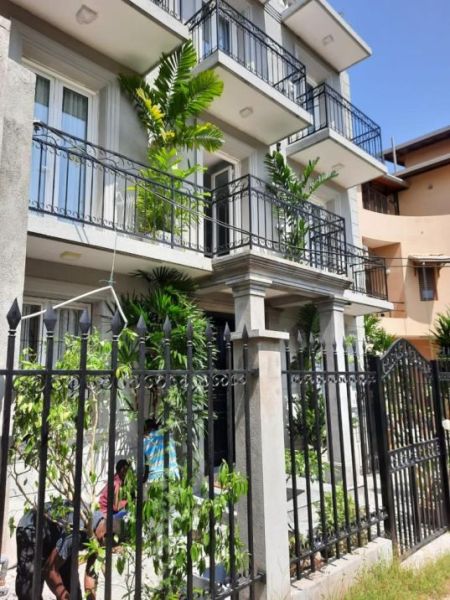 Exterior -  Two Storied House For Sale in Colombo 7 - PDH181