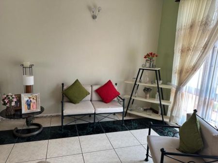 Living Room - Premium 4-Bedroom Residence in Exclusive Nawala Enclave | SH15367
