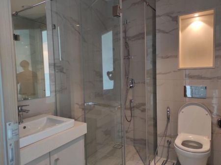 Bathroom - Apartment For Rent – The Fleming 360