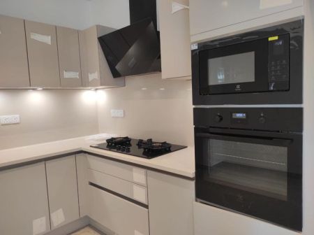 Kitchen - Apartment For Rent – The Fleming 360
