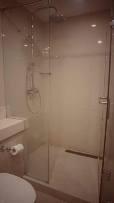 Bathroom - Apartment for Sale in Fairway Sky Gardens, Rajagiriya
