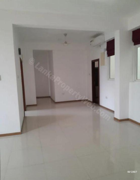 Apartment for rent in Colombo 5