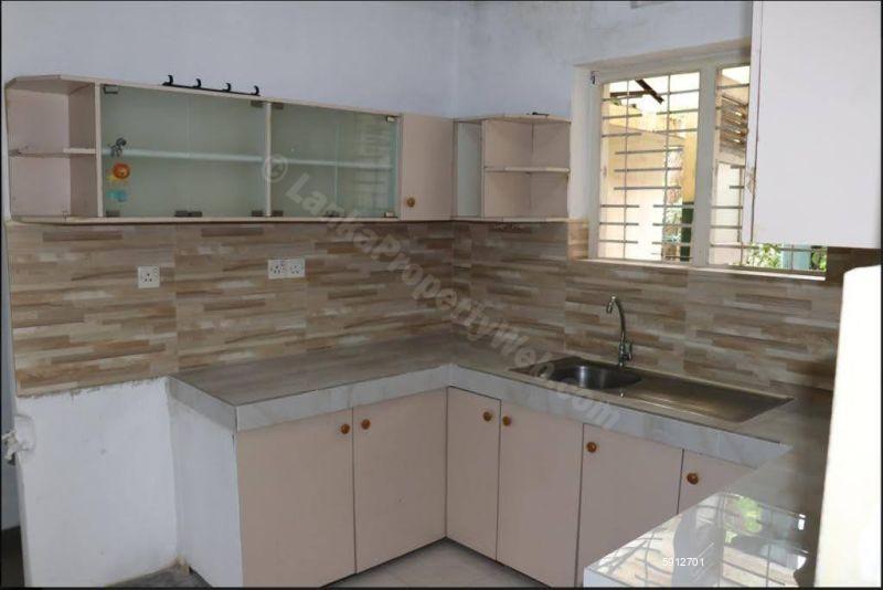 Kitchen - House for rent in Nugegoda