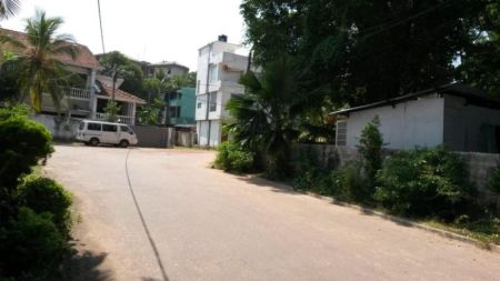 Exterior - Two Storied House For Rent in Colombo 5 - PDH183