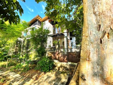 Exterior - Exquisite Waterfront Luxury Residence for Sale or Rent in Nawala