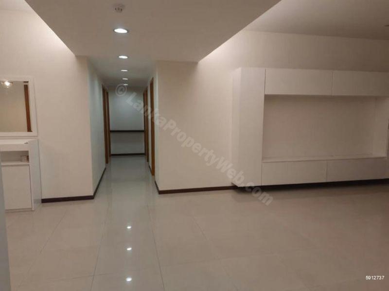 Apartment for sale in Colombo 5