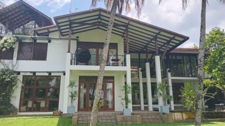 Exterior - Two Storied House For Sale in Battaramulla- PDH198