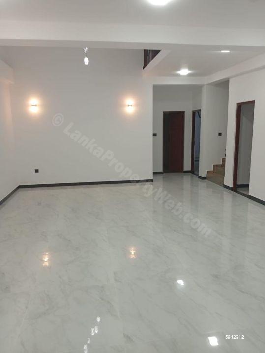 House for sale in Piliyandala