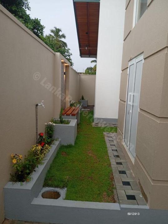 Exterior - House for sale in Piliyandala