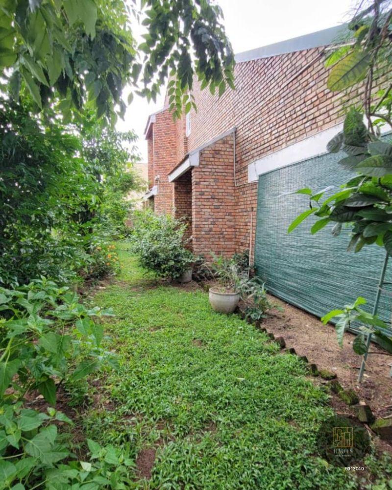 Land with house for sale in Colombo 5