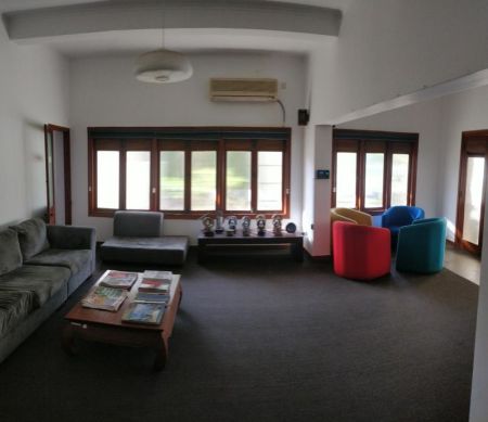 Living Room - Large bungalow for commertial use