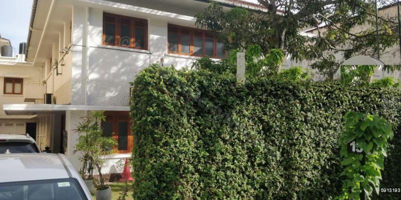 Exterior - Villa for rent in Colombo 4