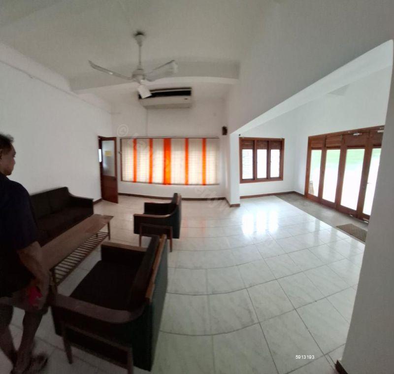 Villa for rent in Colombo 4