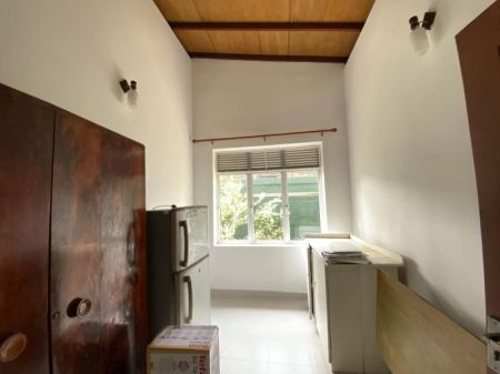 Bathroom - Solidly Built Well Maintained Single Storied Spacious House Close to Kaduwela Athurugiriya Rd