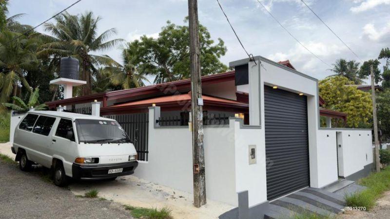 Exterior - House for sale in Kottawa