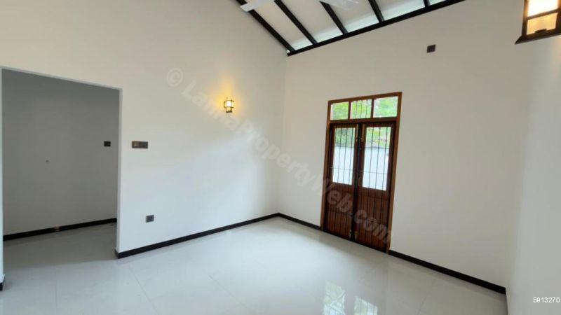 House for sale in Kottawa