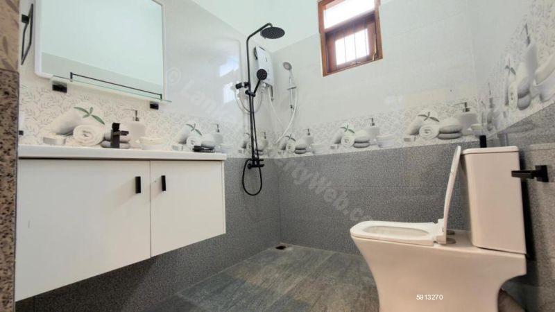 Bathroom - House for sale in Kottawa