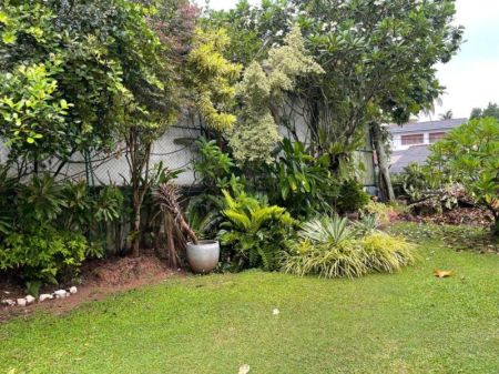 Exterior - 4 Bedroom House for Rent in Colombo 5, R4811