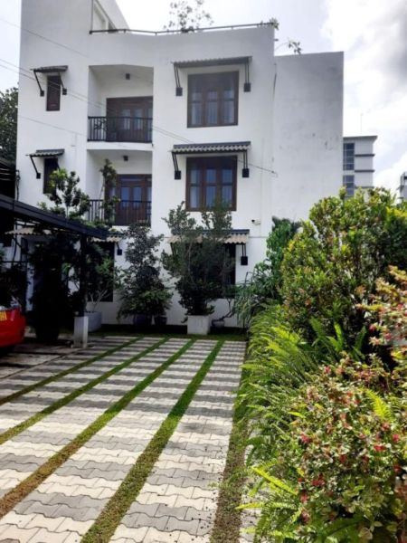 Exterior - Cinnamon Apartment For Rent In Panadura - EA259