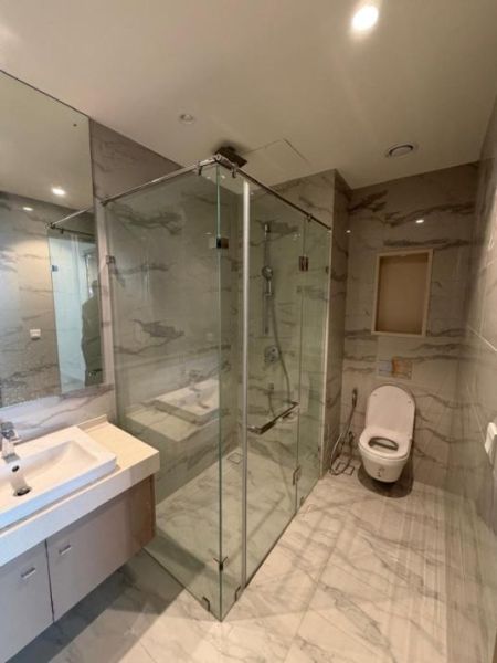 Bathroom - Spacious 3BR Apartment for Sale at 606 The Address – Colombo 02