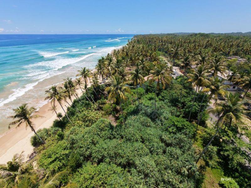 Beachfront land for sale in Ahangama