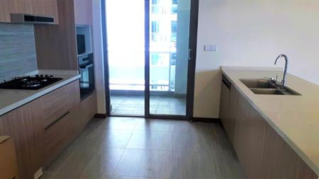 Kitchen - Premum Real Estate Investment: Astoria, Colombo 3