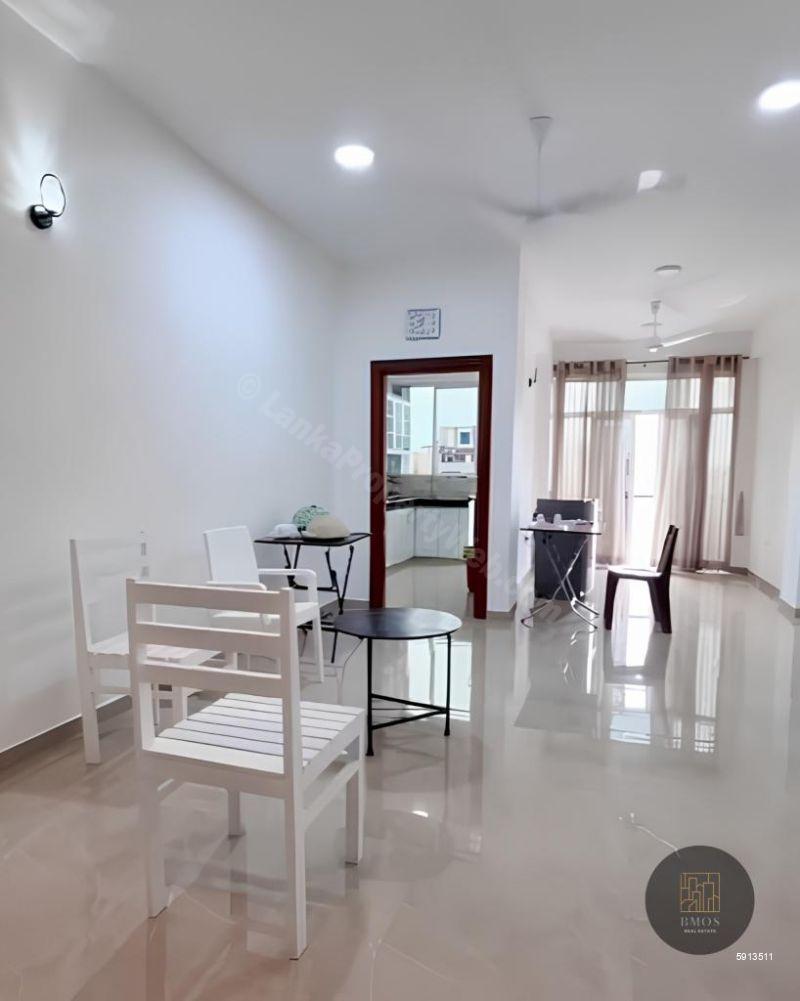 Living Room - Apartment for sale in Colombo 6