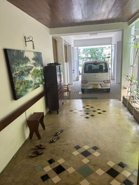 Living Room - 4 Bedroom Modern House for Sale - Colombo 7, Sir Marcus Fernando Mawatha | LKR 325 Million (EM743)