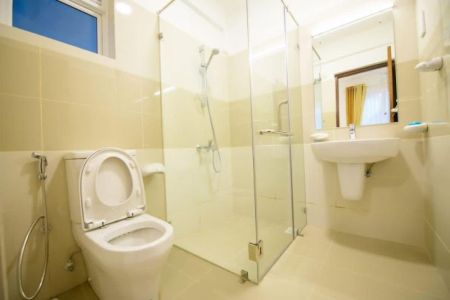 Bathroom - Brand New 2 Bedroom Apartment for Rent at Uswetakeiyawa/Wattala | LKR 195,000/ month (EM012AC)