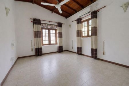 Exterior - Maharagam 4 Bedroom house for sale for Rs. 47.50 million (nearest offer)
Perfect for Home or Office | 6Kw Solar