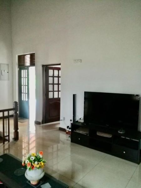 Living Room - Spacious 5-Bedroom Two-Story Home on New Kandy Road, Kaduwela | SH15363