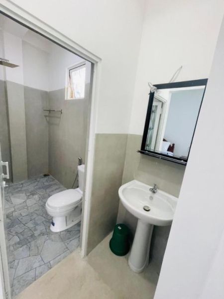 Bathroom -  6 Room Villa with Pool, Ahangama, Urgent Sale!