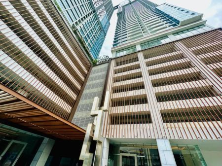 Exterior - Capitol TwinPeaks Sea View  2BR Higher Floor For Sale 