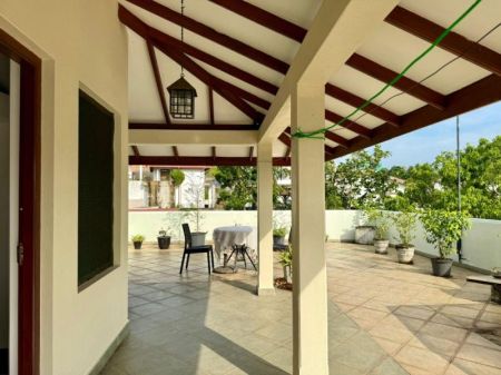 Exterior - 2 Story House for Rent in Kirulapona, Colombo 5 - EH420