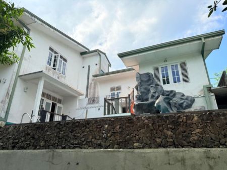 Exterior - Kaluthara : 8BR (43P) Double-Storied Luxury House for Sale
