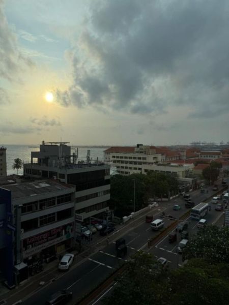 Exterior - 2 Bedroom Sea View Apartment for Sale - Colombo 3, Emperor Residencies | LKR 90 Million (EM752)