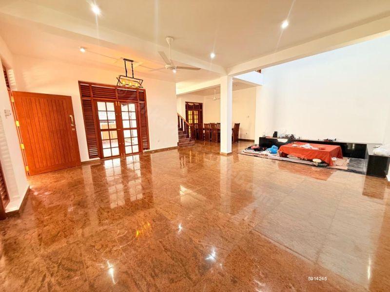 Living Room - House for sale in Nawala