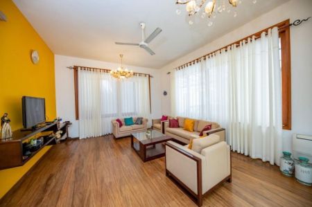 Living Room - House for Sale in Nugegoda  / LKR 155 Million (Negotiable) (EM133AW)