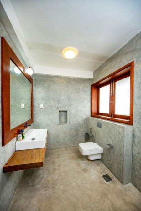 Bathroom - House for Sale in Nugegoda  / LKR 155 Million (Negotiable) (EM133AW)