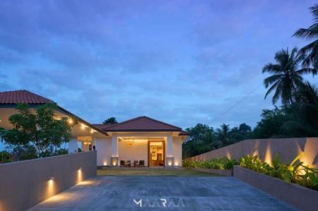 Exterior - Luxury House for Sale in Kaduwela | LKR 125 Million (HS4652)