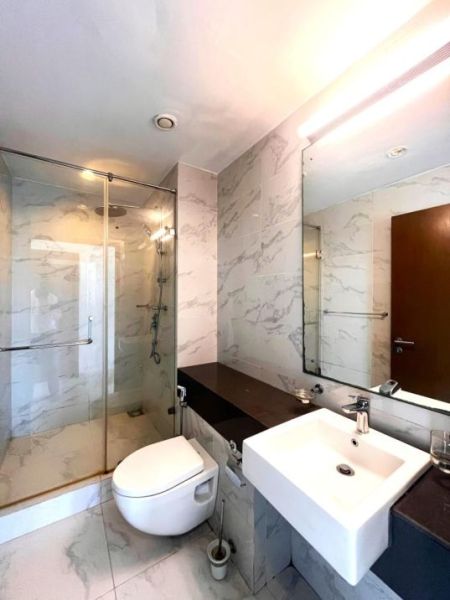 Bathroom - Luxury Waterfront Apartment for Sale in Nugegoda.