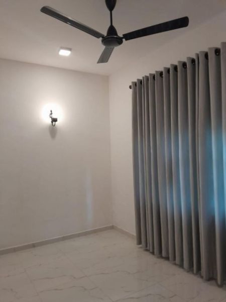 Bedroom - 4 Bedroom House for Rent - Battaramulla, Subuthipura Near Passport Office | LKR 235,000 Per Month (EM758)