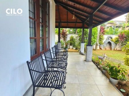 Exterior - 5-Bedroom Luxury Residence on 18.2 Perches – Prime Kotte