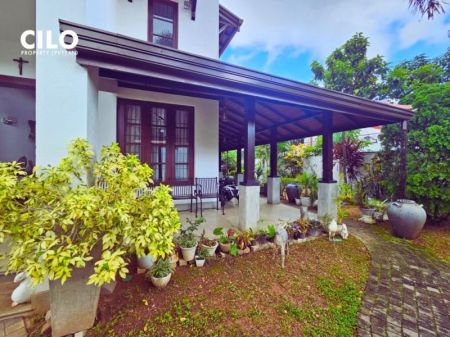Exterior - 5-Bedroom Luxury Residence on 18.2 Perches – Prime Kotte