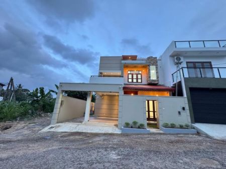 Exterior - 3 Bedroom Brand New Three Storied House for Sale - Piliyandala, Gonamaditha Road | LKR 40 Million (EM762)