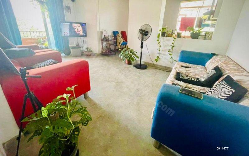 Living Room - Apartment for sale in Battaramulla