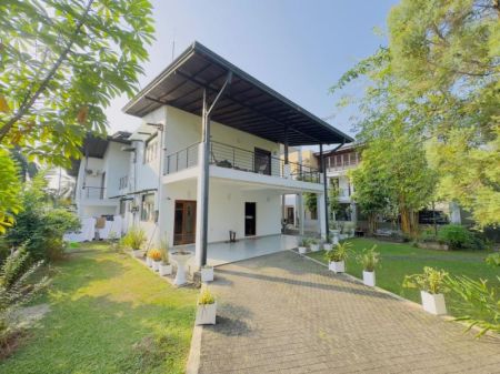 Exterior - (DH548) Furnished Modern Two Storey House for Sale in Athurugiriya