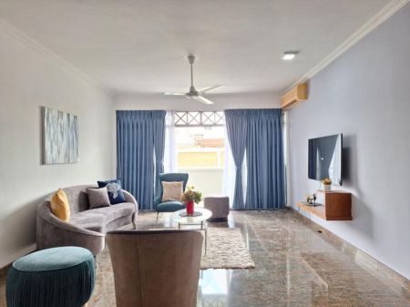 Living Room - 3Large 3 bedrooms in Rosmead place for rent -Colombo 7