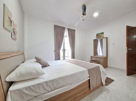 Bedroom - 3Large 3 bedrooms in Rosmead place for rent -Colombo 7